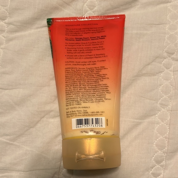 Bath & Body Works Georgia Peach & Sweet Tea Body Scrub - Picture 3 of 4